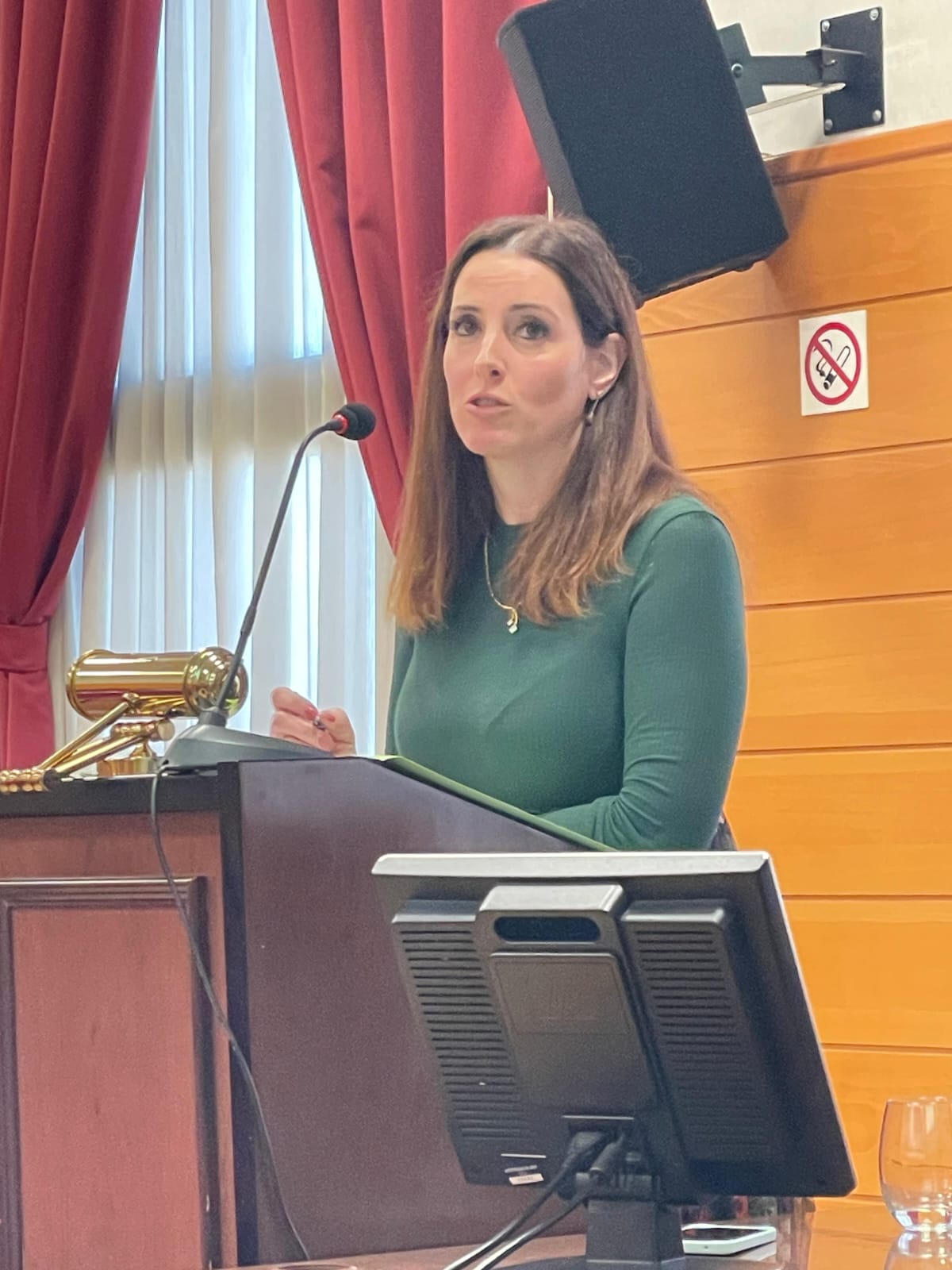 María del Carmen Vega Martínez, vocal de Baleares y socia de AEC, defiende su tesis doctoral en Enfermería Comunitaria