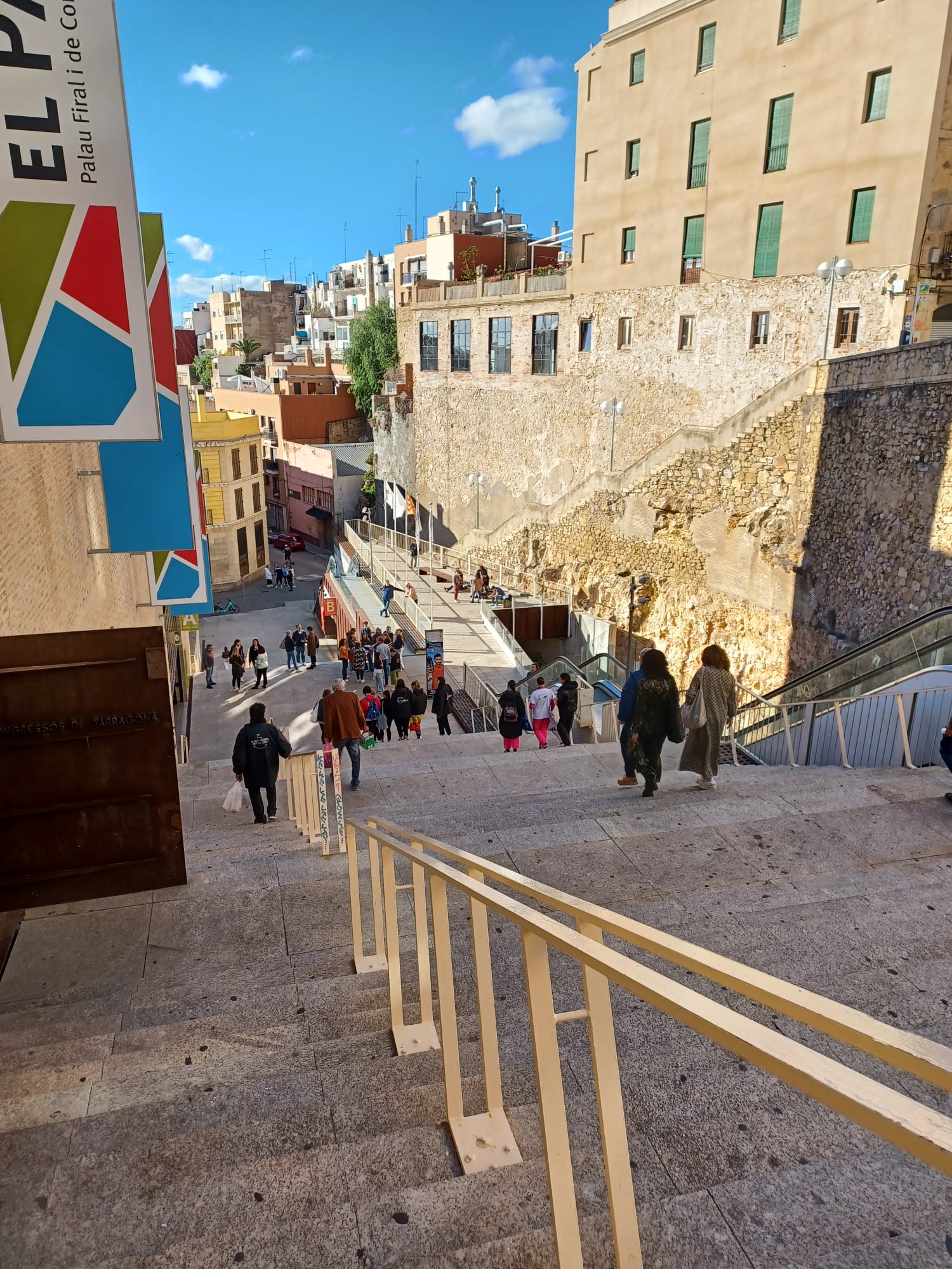 Entrada escales exterior